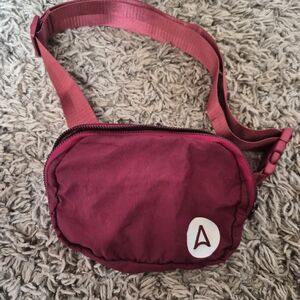 Athletic Belt Bag Running Waist Pack Berry Pink Crossbody Fanny Pack